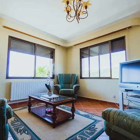 Hébergement de vacances Casa Ourense Guxinde