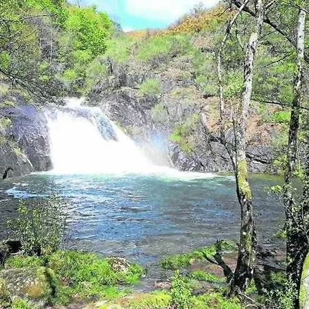 Hébergement de vacances Casa Ourense Guxinde *
