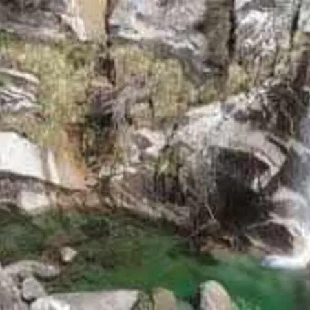 Casa Ourense Guxinde Hébergement de vacances *
