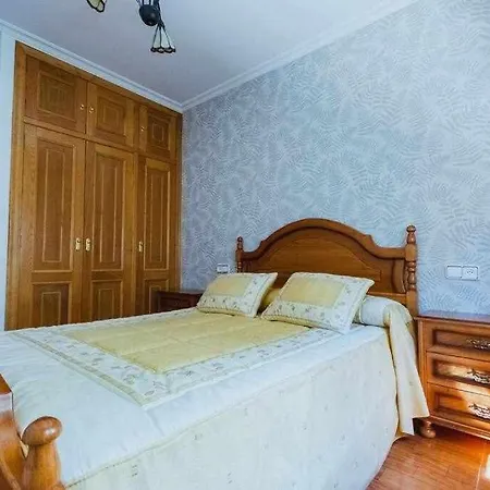 Casa Ourense Guxinde Hébergement de vacances A Pereira